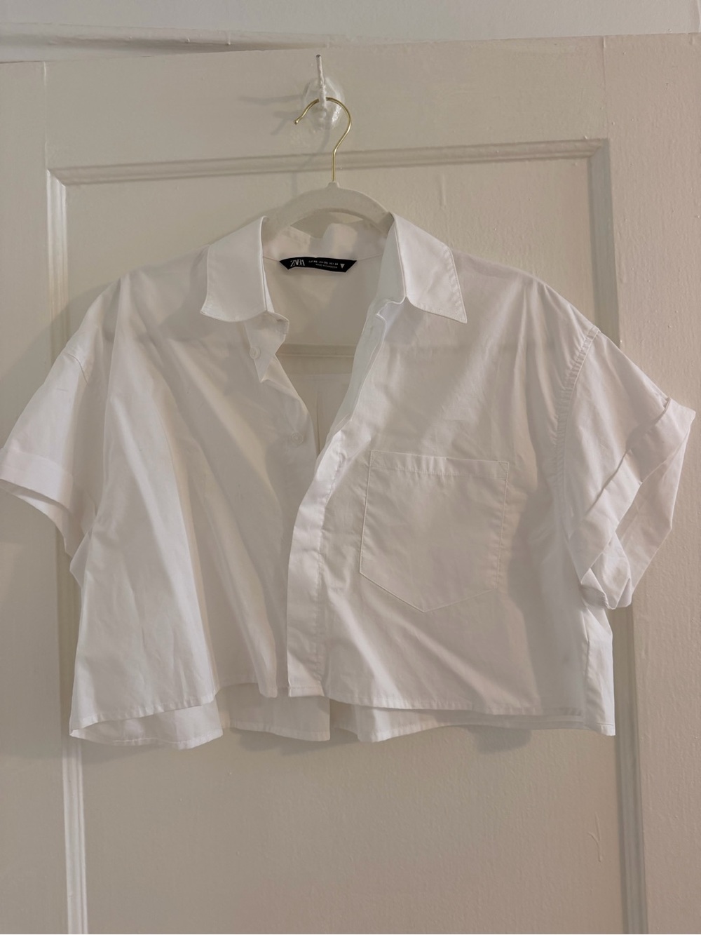 Zara White Cropped Boxy Button-Down Shirt